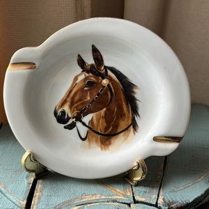 Vintage ashtray. Unused